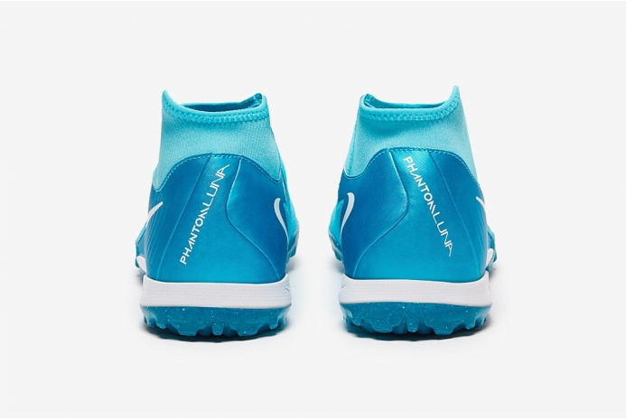 Сороконіжки Nike Phantom Luna II Academy TF FJ2566-400