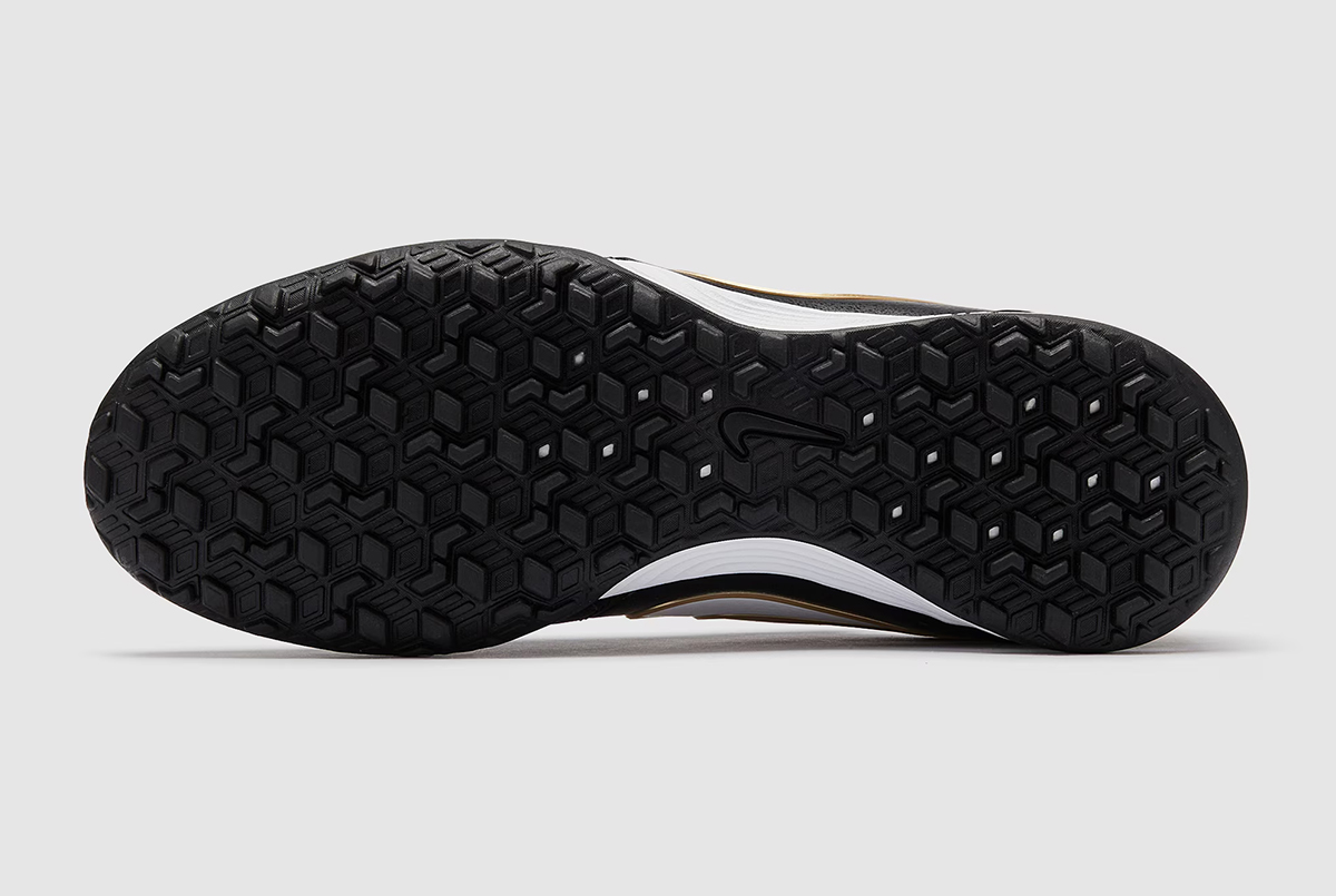 Сороконожки Nike Tiempo Ligera Pro TF IB4477-010