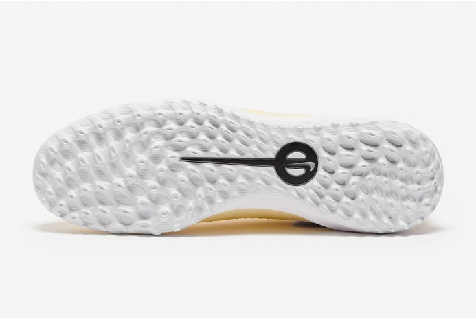 Сороконіжки Nike Tiempo Legend X Academy TF DV4342-700