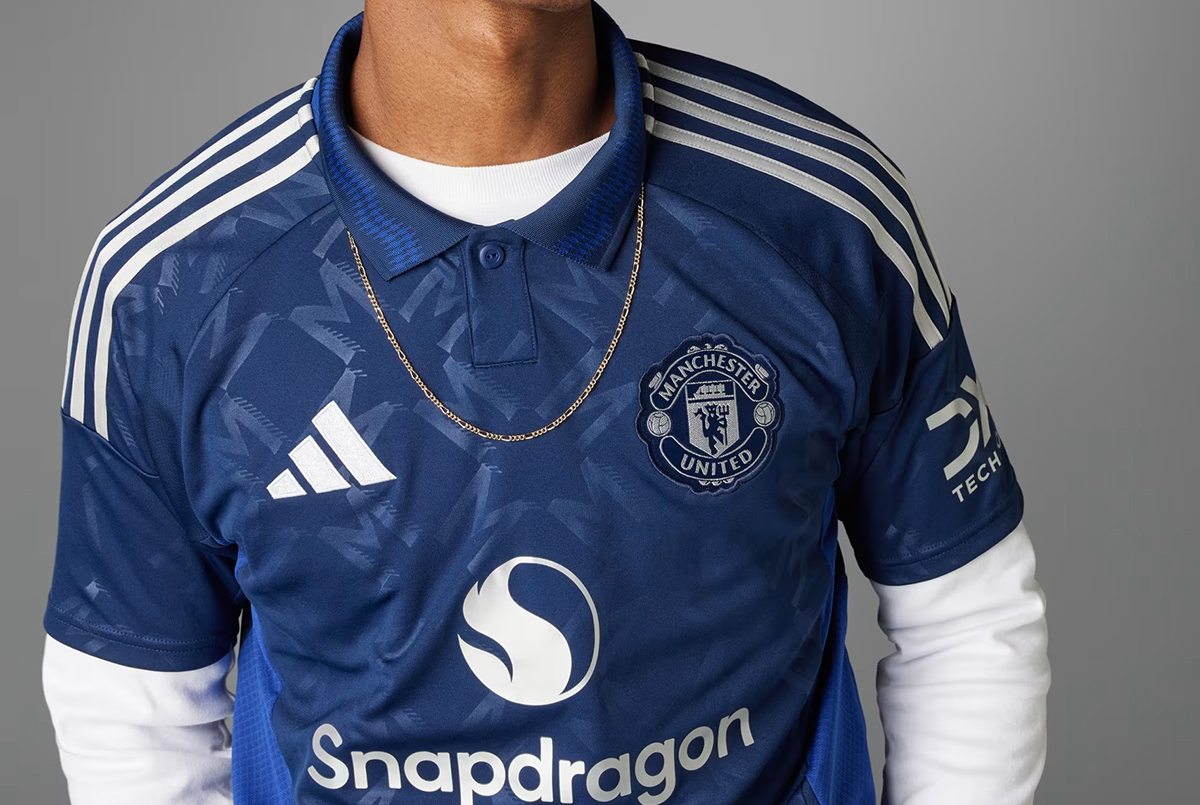 Футболка Adidas Manchester United 24/25 Away IU1390