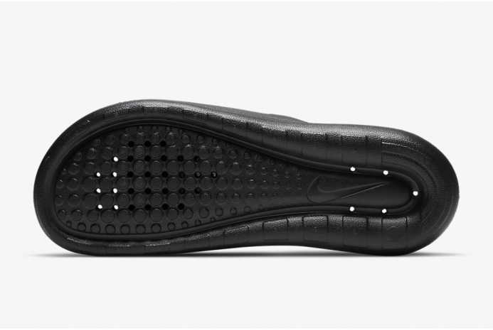 Капці Nike Victori One Shower Slide CZ5478-001