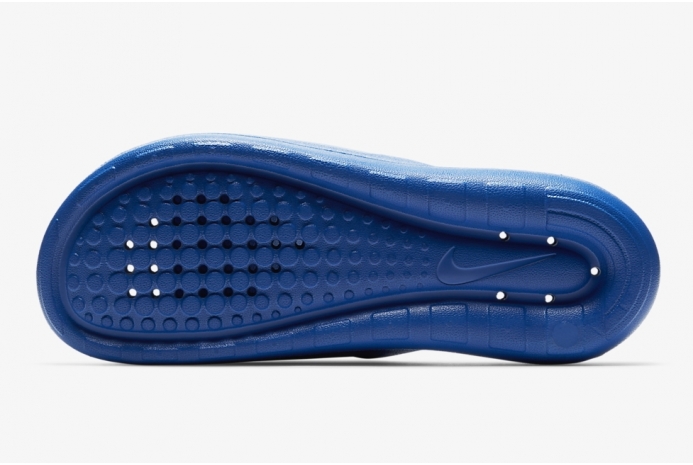 Капці Nike Victori One Shower Slide CZ5478-401