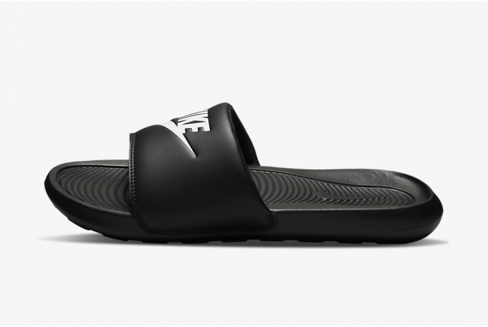 Капці Nike VIictori One Slide CN9675-002