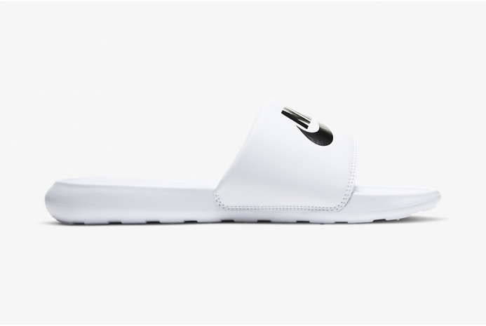 Капці Nike Victori One Slide CN9675-100