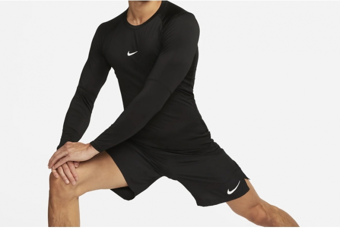 Термобелье Nike Pro Dri-FIT Tight Top LS FB7919-010