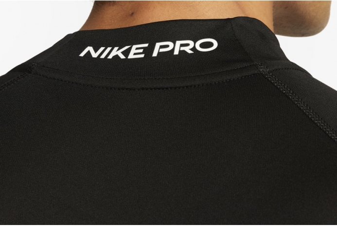 Термобелье Nike Pro Dri-FIT Tight Top LS Mock FB7908-010