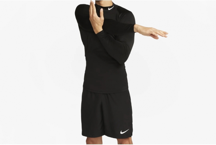 Термобелье Nike Pro Dri-FIT Tight Top LS Mock FB7908-010