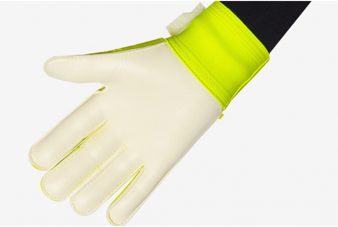 Дитячі воротарські рукавиці Adidas Predator GL Training IQ4028